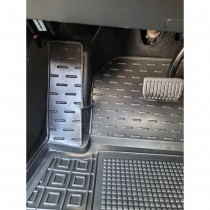 Avto Gumm ������� � ����� Polestar 2