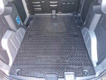Avto Gumm ������ � �������� Ford Transit Courier 2023- (��������)