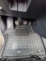 ������� � ����� Renault Trafic lll 2021- (1+2) �������� Avto Gumm