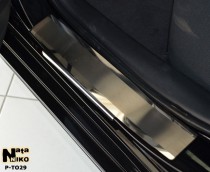 Накладки на пороги стальные TOYOTA CAMRY 2012-