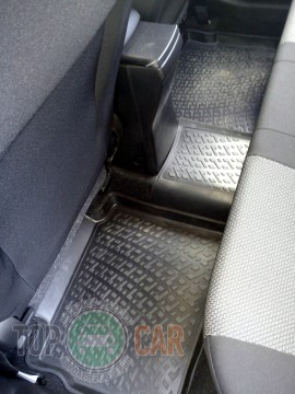 L.Locker �������� ������� � ����� Suzuki SX-4 2013- ��������������