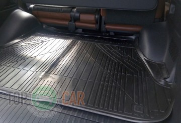 Novline ������ � �������� Toyota Land Cruiser 200  (5 ����)