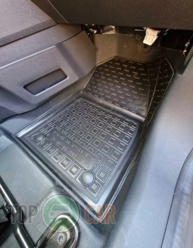 Avto Gumm ������� � ����� Ford Tourneo Courier (1+1) 2023-