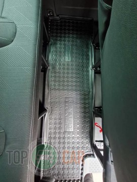 Avto Gumm ������� � ����� Renault Trafic lll 2021- (3-� ���) (���� ������� �����)
